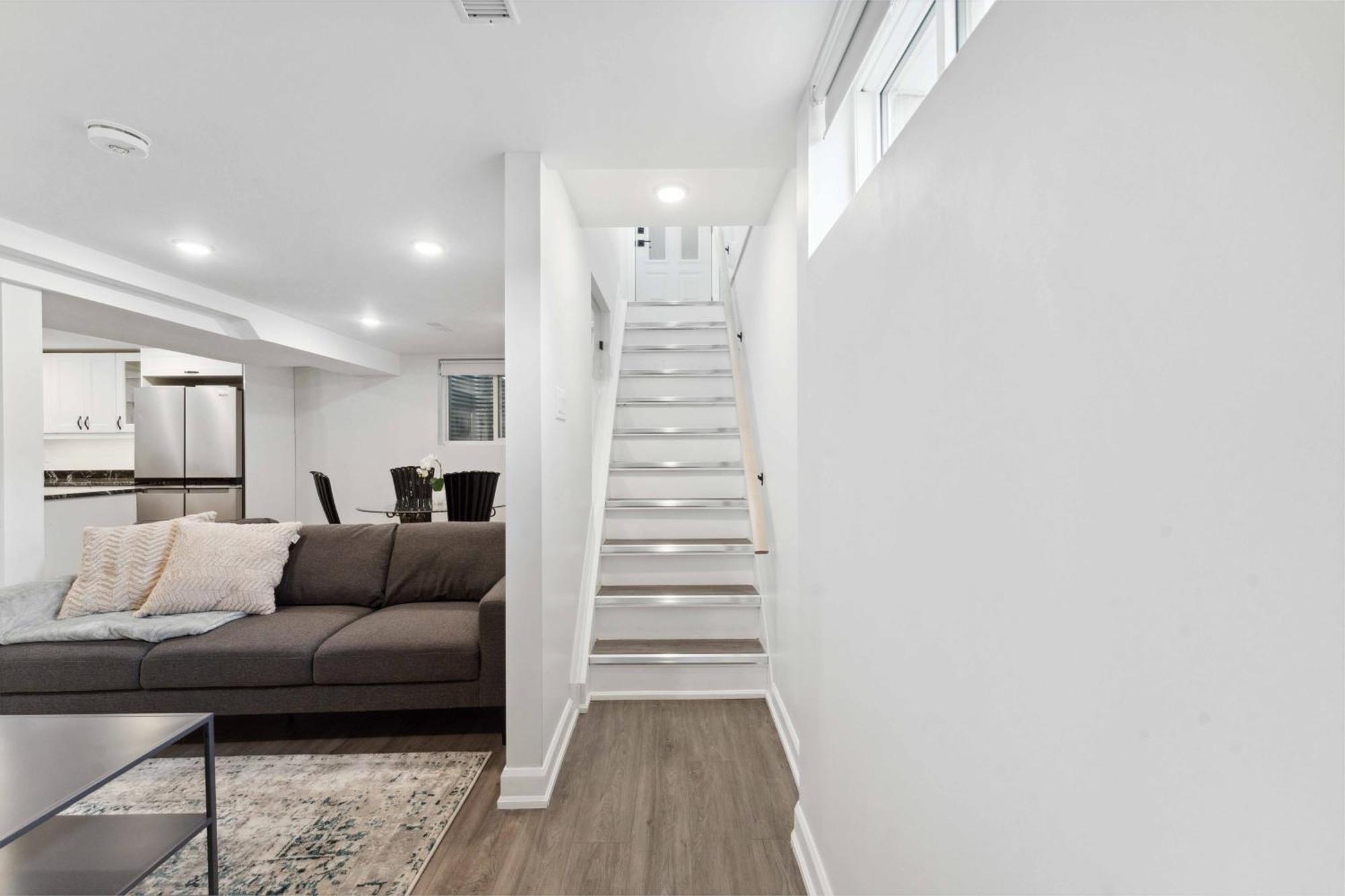 Modern 3Br Suites Оттава Экстерьер фото