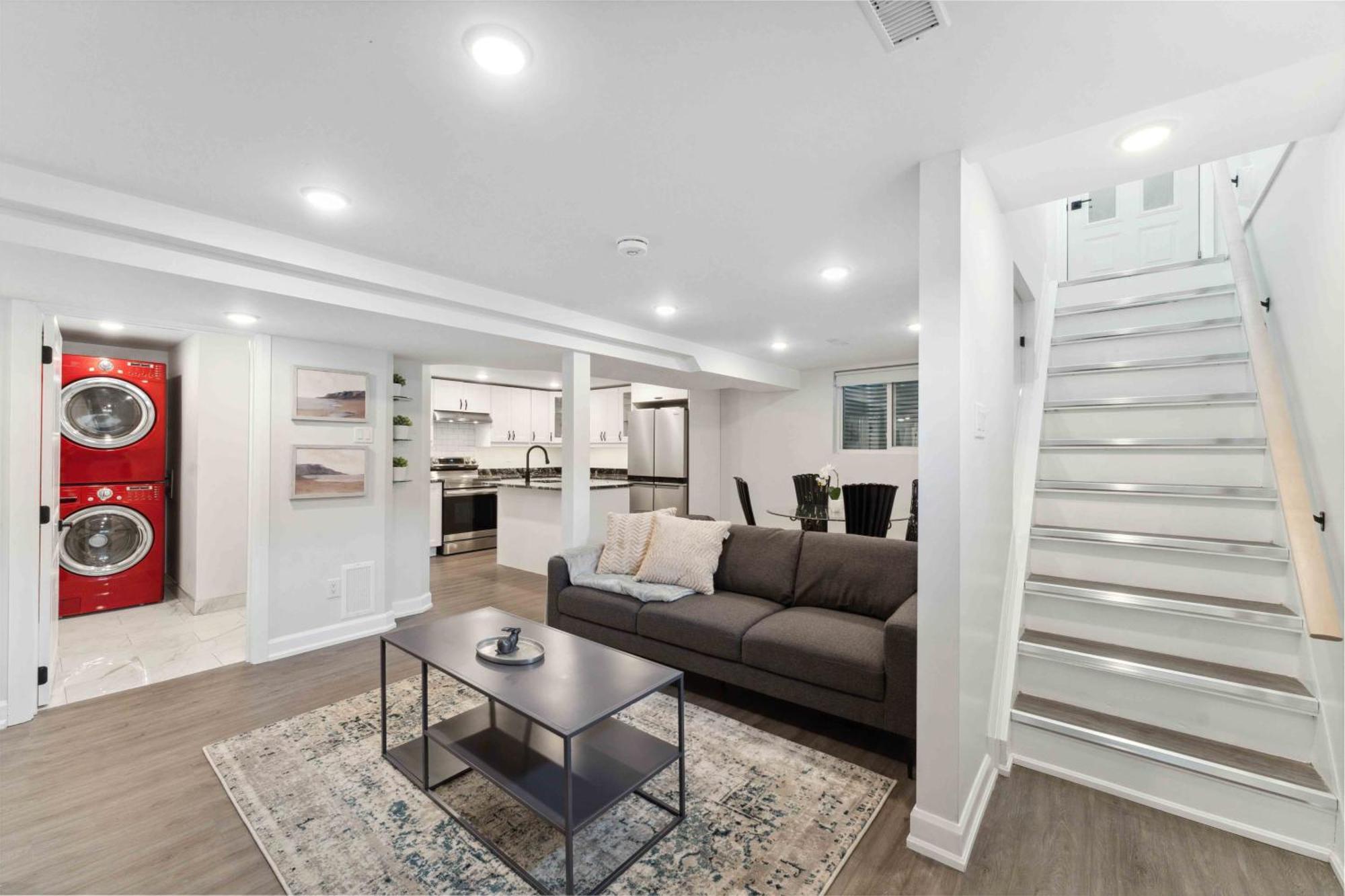 Modern 3Br Suites Оттава Экстерьер фото